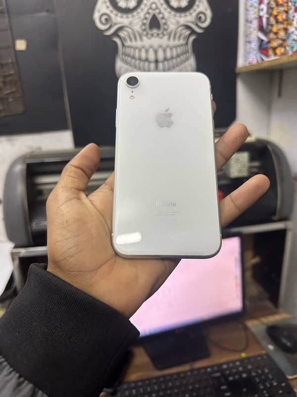 IPhone XR for sale 2