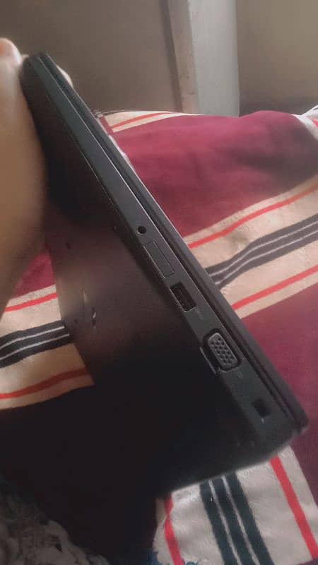 Dell laptop core i5 6th generation good condition urgent sell 3