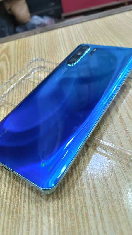 Huawei P30 pro 8/256 Read Add plz 2