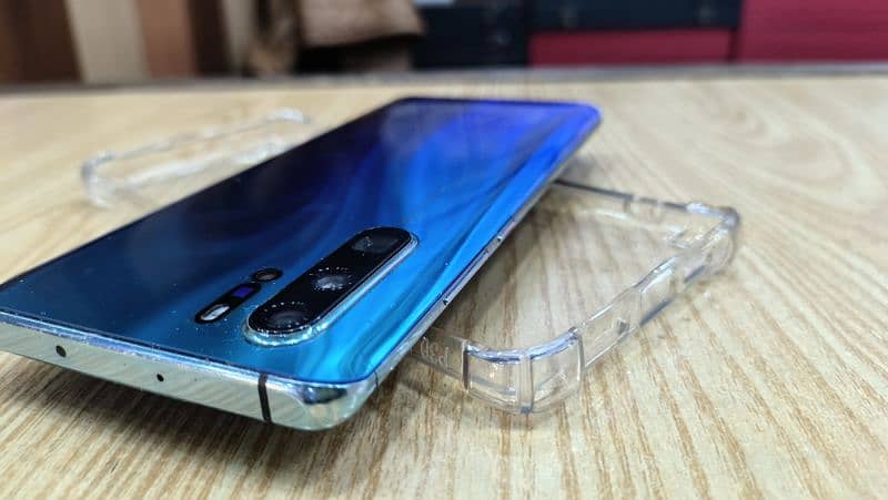 Huawei P30 pro 8/256 Read Add plz 4