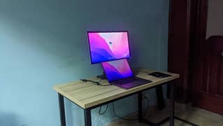 Professional Table Computer / Study Table