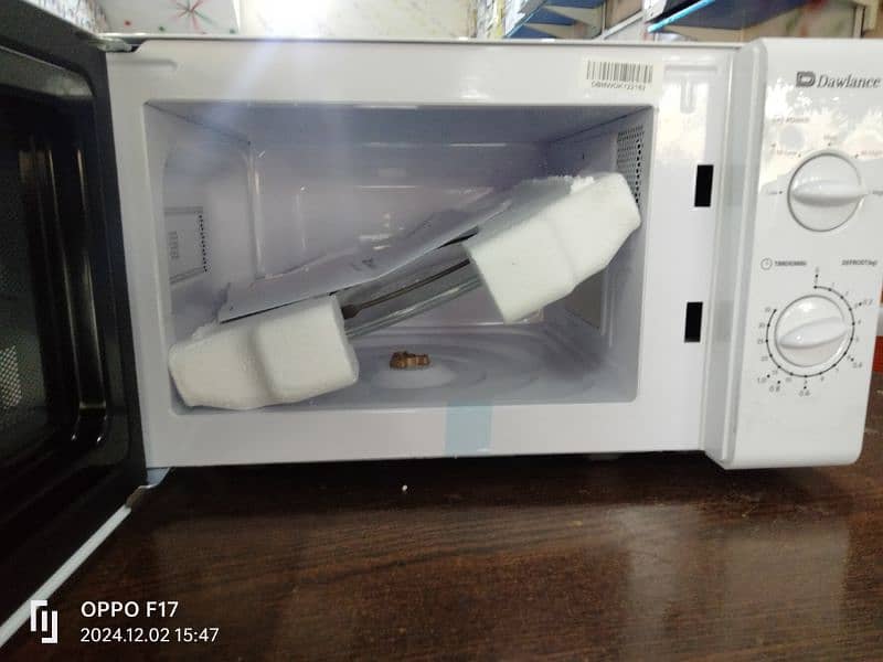 Dawlance Microwave Oven DW-210 S 1