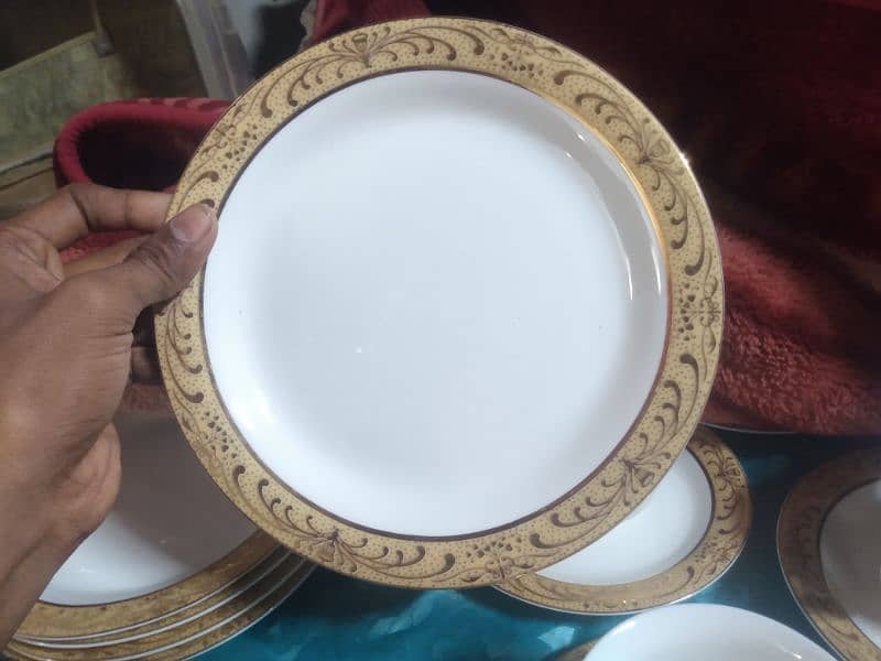 Queen's 24k Gold Plated Dinner Set - 21 pcs 5