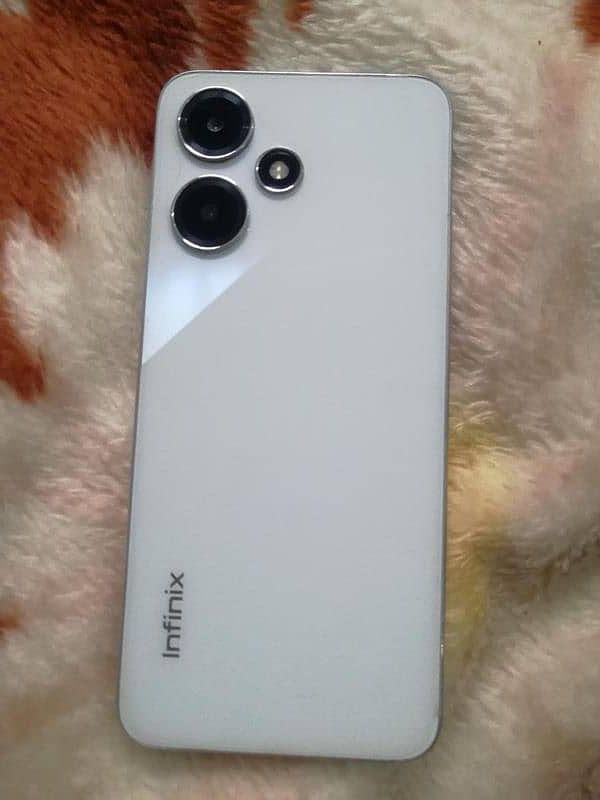 Infinix Hot30play 9