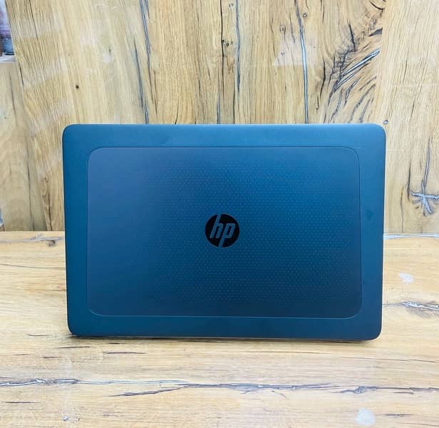 Hp Zbook 15 G3 Xeon 32Gb Ram 256Gb SSD 2Gb Nvidia Quadro M1000M 1