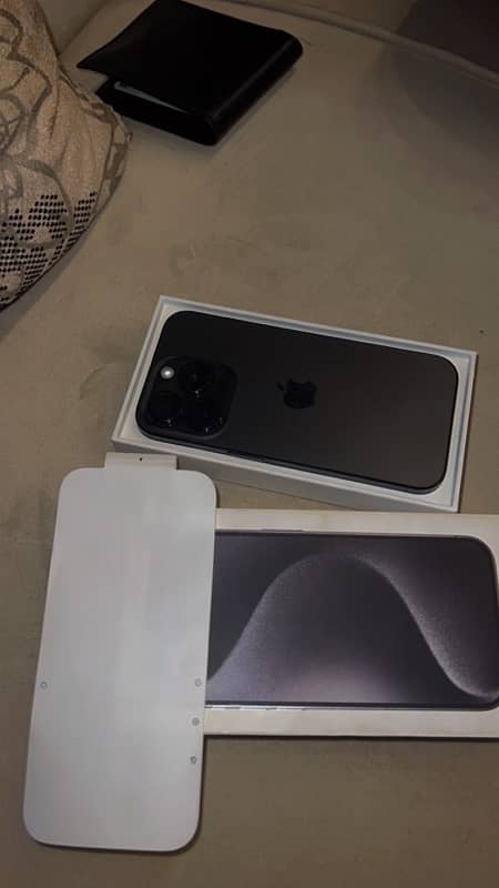 iphone 15pro with box and sim time 7