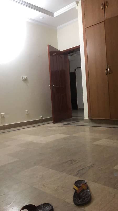 10 marla upper portion available for Rent in dha phase 1. 2