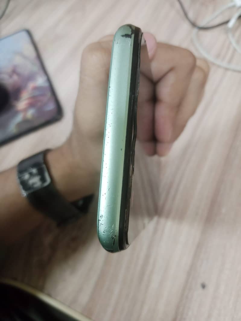 Realme C11 (2RAM / 32GB) No repair, Good battery timing 3