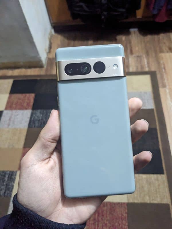 Google Pixel 7 Pro / 12 128GB / Google Pixel 0