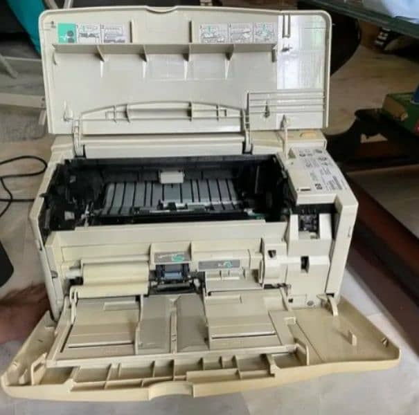 Printer Hp laserjet 4100 0