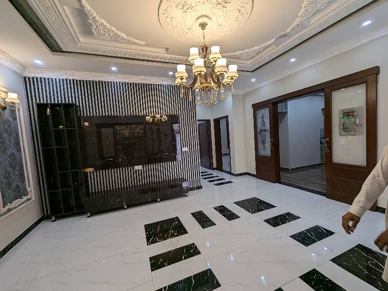 10 Marla Brand New Luxury Spanish Style Standard 60 Fit Road Double Storey House Available For Sale In Architect Society Near UCP University Soranding Joher Town Lahore 24