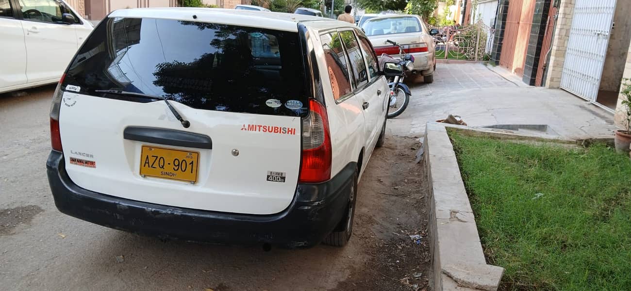 Mitsubishi Lancer 2007 hatchback 2