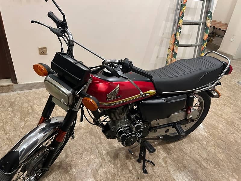 Honda 125 special edition 2021 self start 1