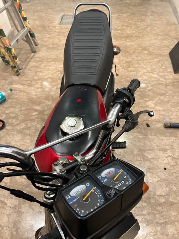 Honda 125 special edition 2021 self start 3