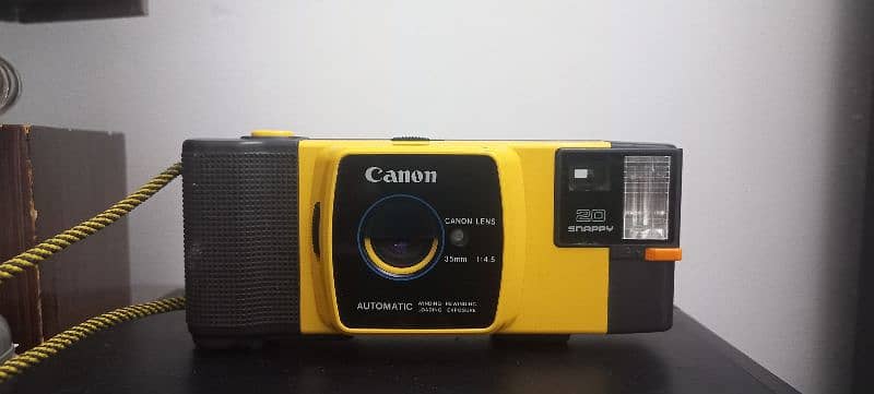 Vintage 1979 Model USA Made camera 0