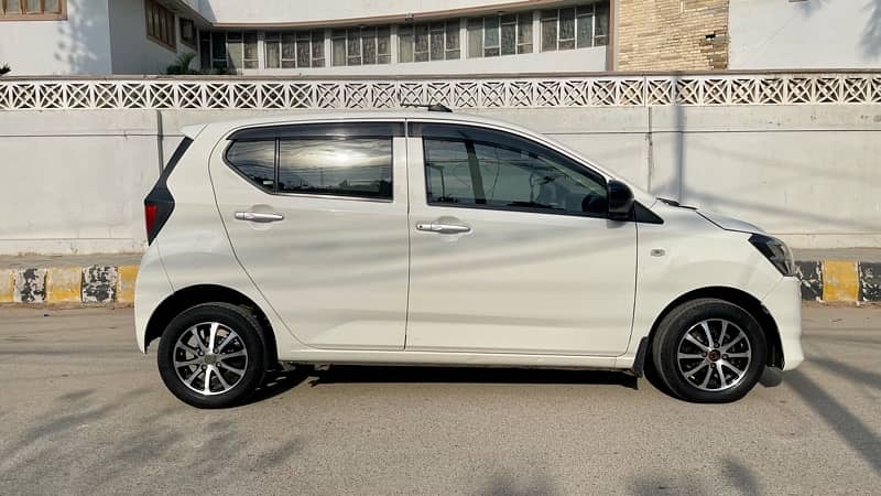 Daihatsu Mira 2018 4