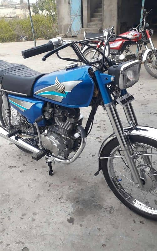 Honda CG 125cc argent for sale 2004 model WhatsApp 03204576683 1