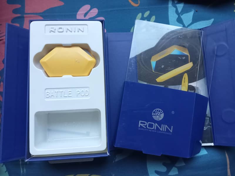 RONIN R-470 Bluetooth 2