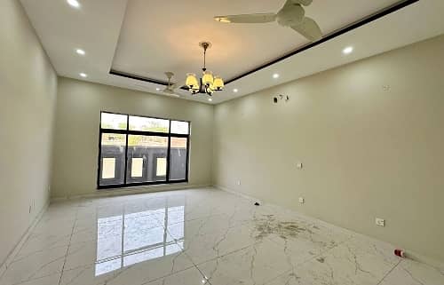 5 Marla luxury Modern House available For Sale In Paragon City Lahore 12