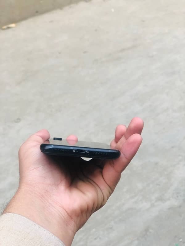 iPhone XR 64GB 2