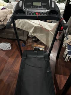 treadmill hardly used