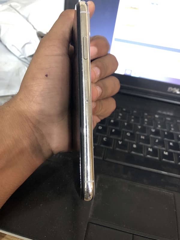 iPhone X 64gb 3