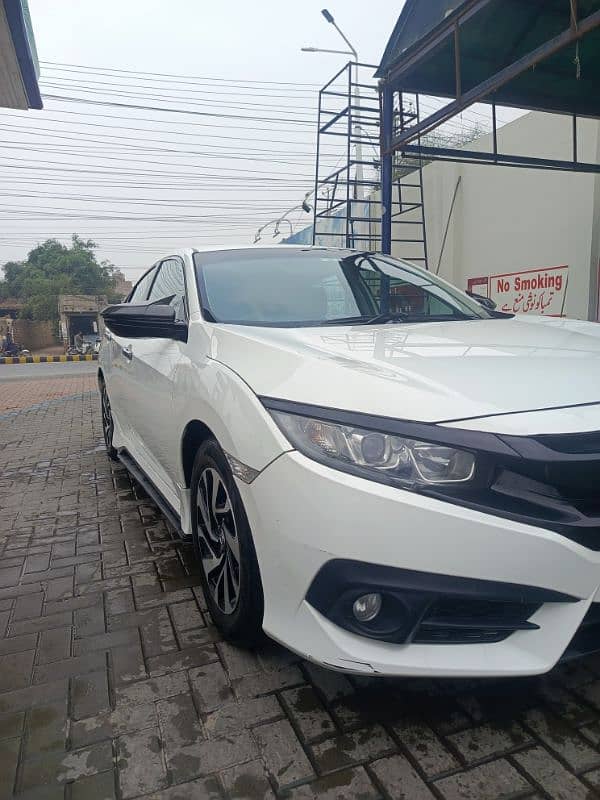 Honda Civic Turbo 1.5 2016 1