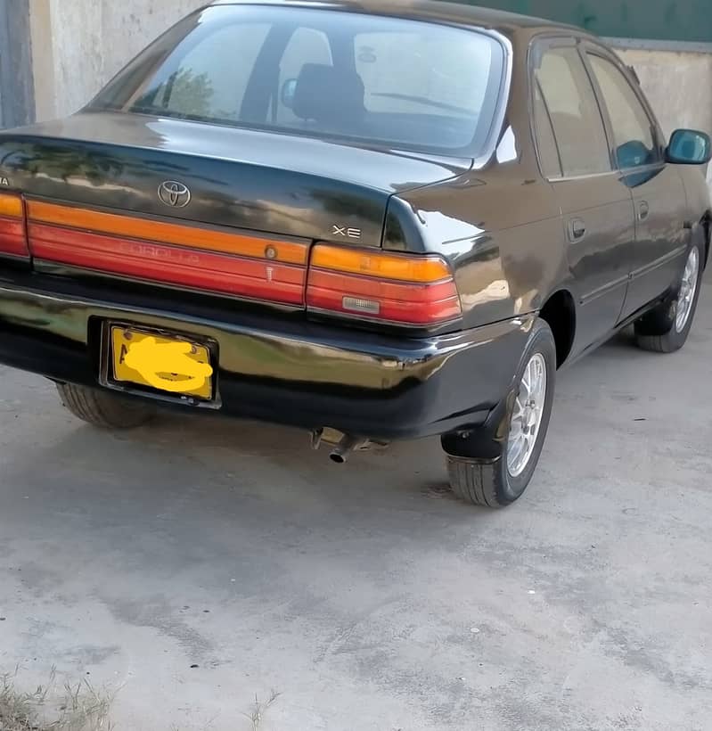 Toyota Corolla XE 1999 13