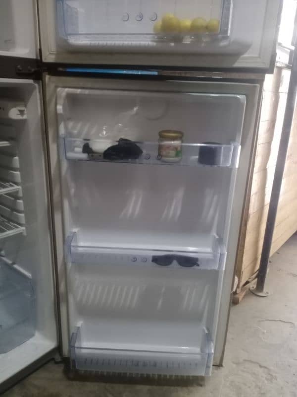 Haier fridge for sale 4