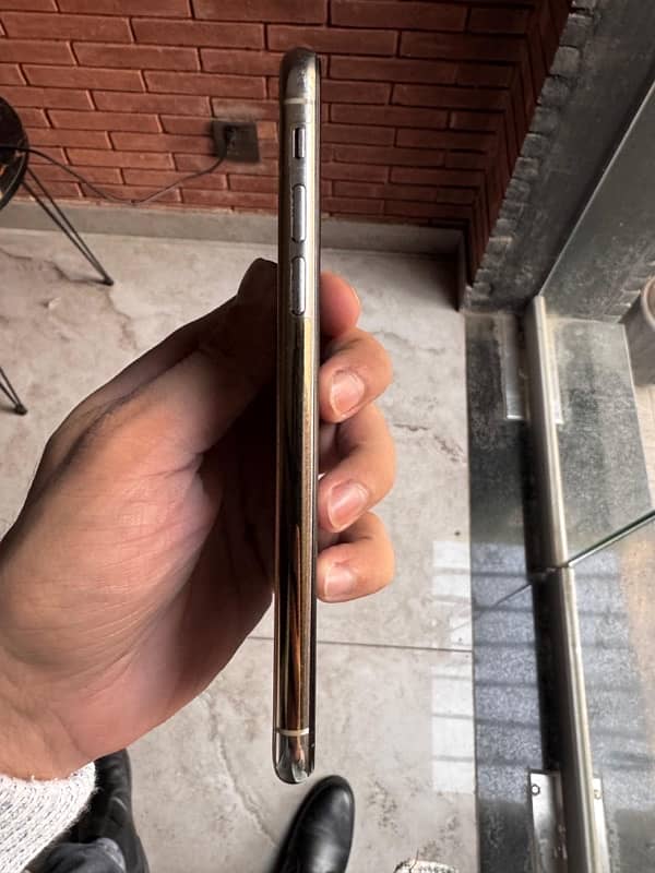 iphone xs 256gb PTA Approved 2