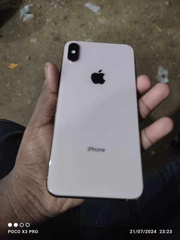 i phone xs Mix 4