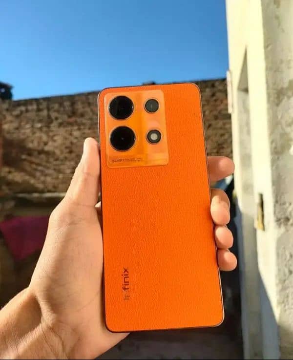 INFINIX NOTE 30, 8GB+256GB, ORANGE COLOR WITH COMPLETE BOX,9 MONTH USE 2