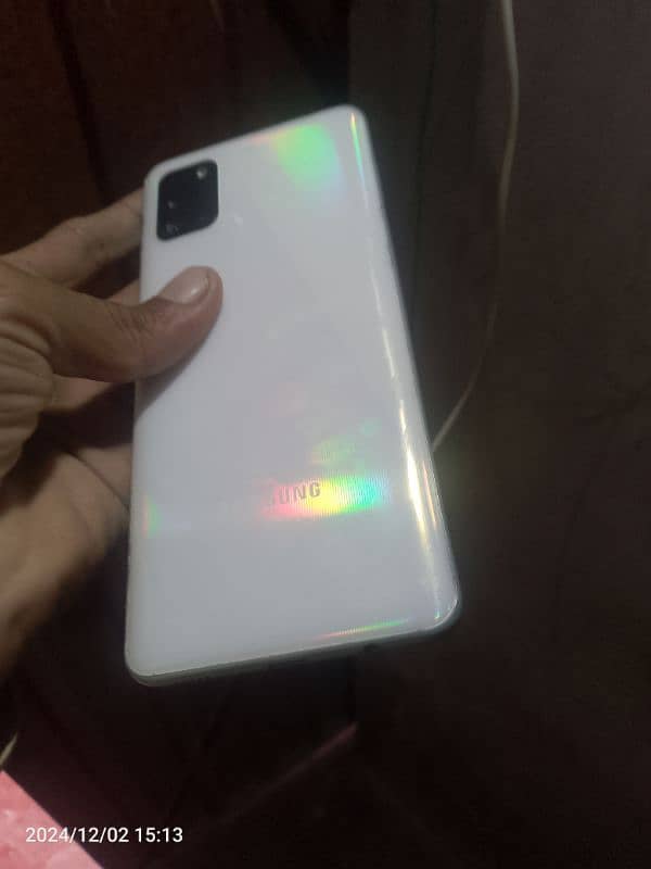 Samsung Galaxy a31 is mobile ka panel change hona hai 1