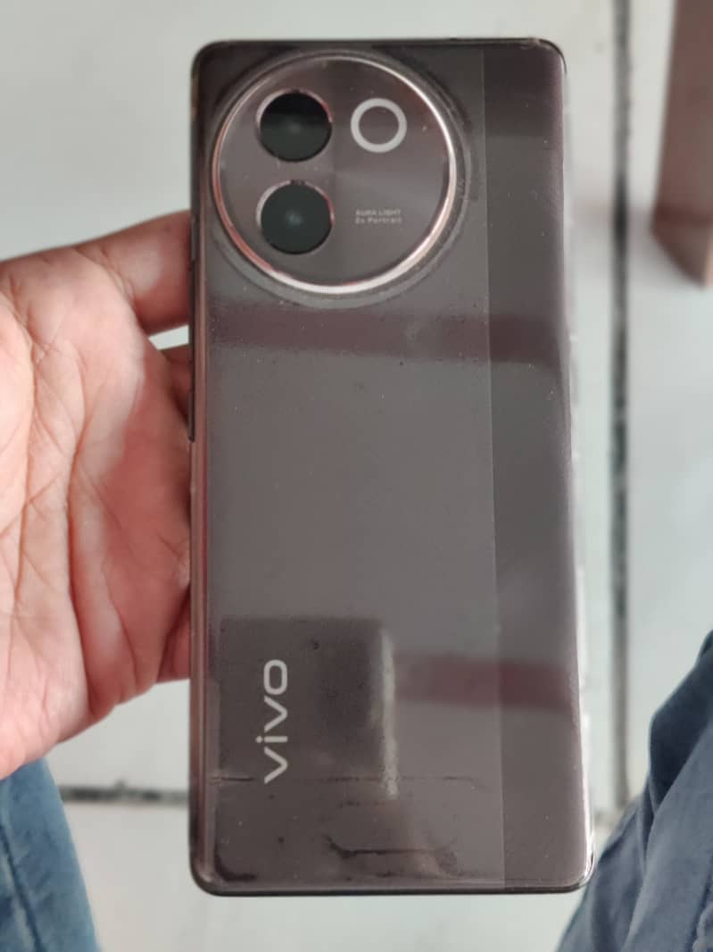 vivo v30e brown colour 10/10 1