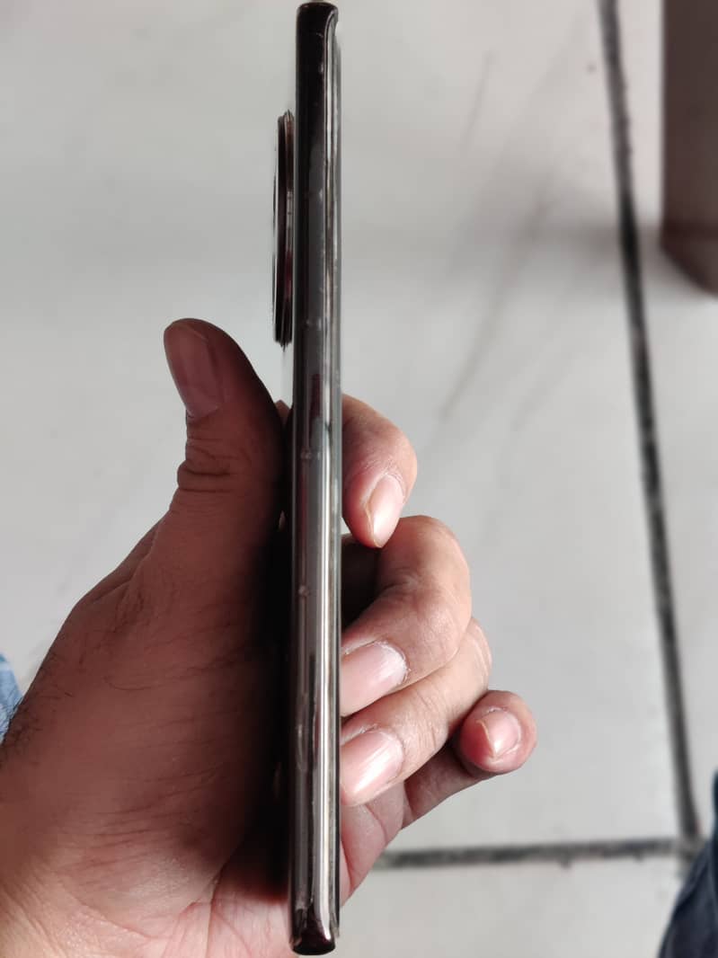 vivo v30e brown colour 10/10 5