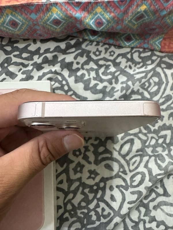 iphone 13 256gb pta approved with box 1