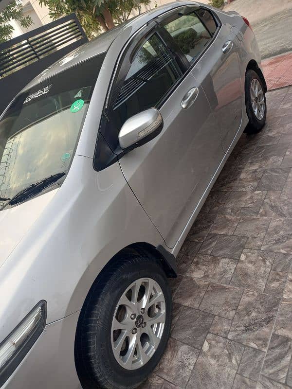 Honda City IVTEC 2015 4