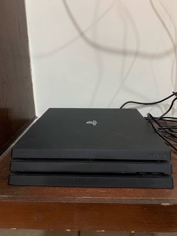 ps4 pro unit 7