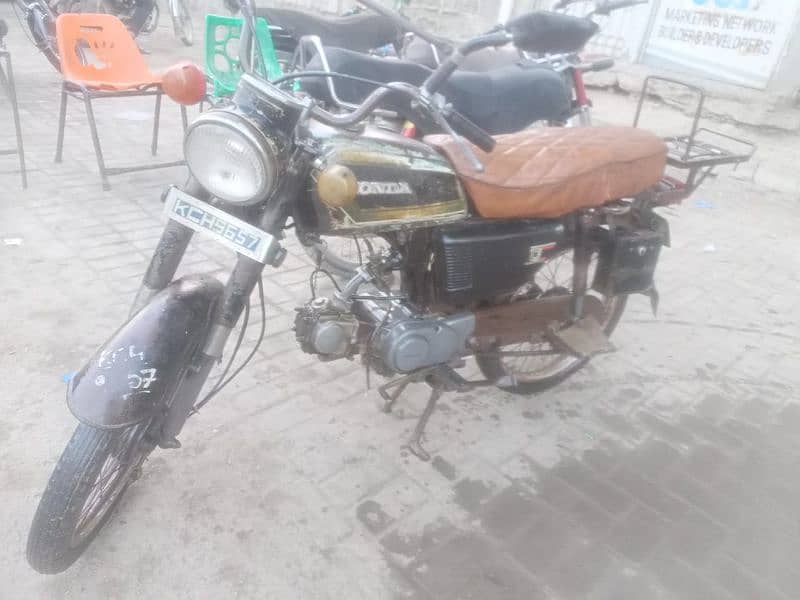 HONDA 76 MODEL. 2nd owner tex paid life time 50000 price 6