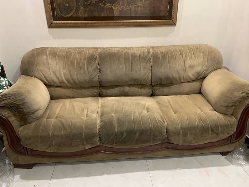 sofa sets 3 bed 2 bed 1 bed in used condition 2