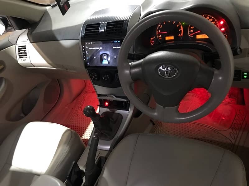 Toyota Corolla GLI 2010 8