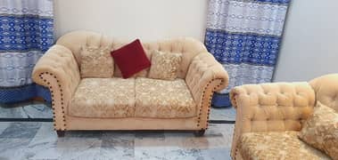 7 Seater Sofa With Table For Sale