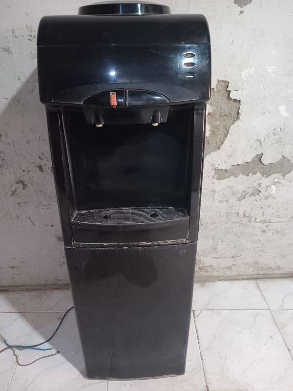 Orient Water Dispenser 0