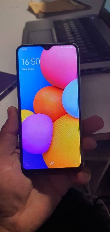 vivo y1s 2 32 3