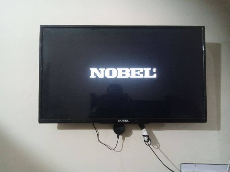 LED 32 inch 0