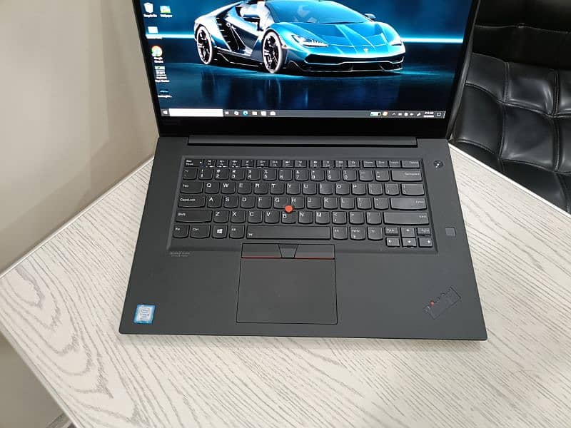 Lenovo x1 extreme core i9 9th i9-9880H 8 cores 4gb 1650 4k oled touch 2