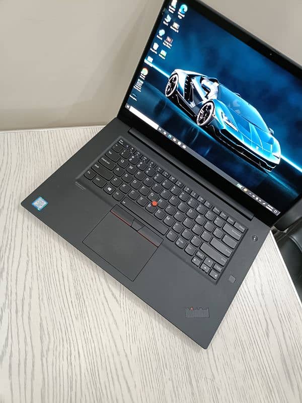 Lenovo x1 extreme core i9 9th i9-9880H 8 cores 4gb 1650 4k oled touch 8