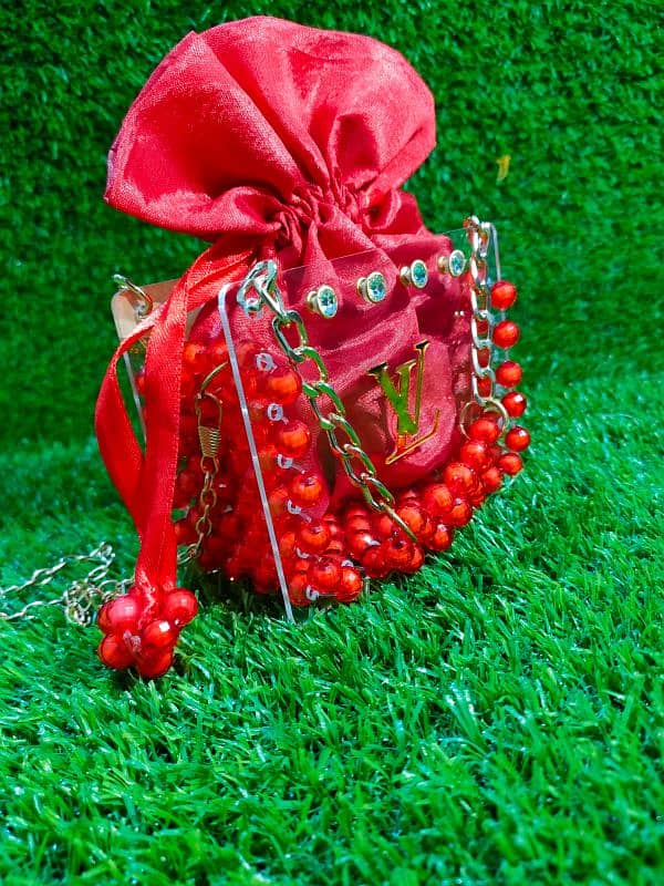 hand made ladies bags in very cheap price dilivery all over pakistan 1