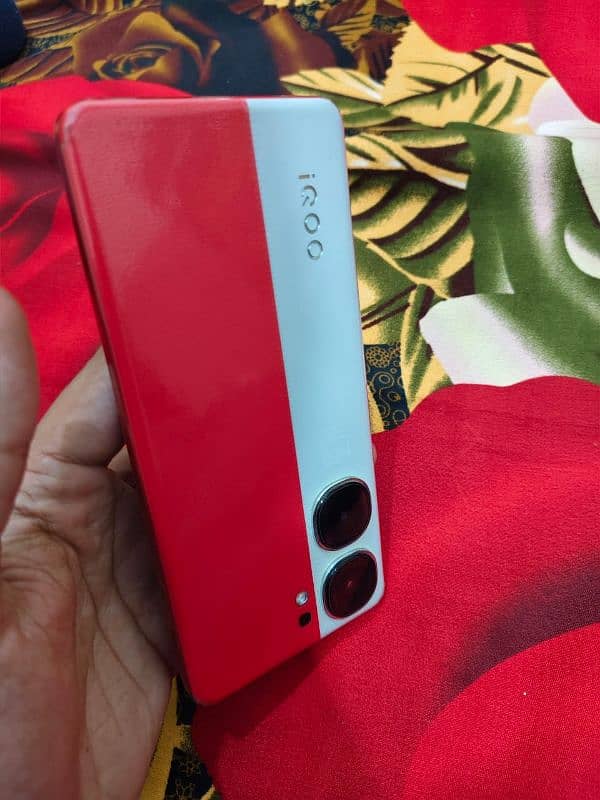 Vivo Iqoo neo 9 8th gen2 1