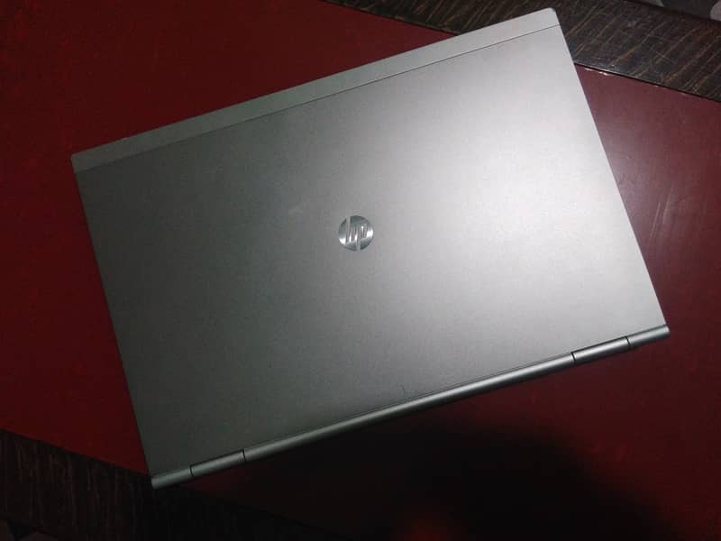 HP Elitebook 8560p Core i5 with 4GB Ram 320GB Hard 5